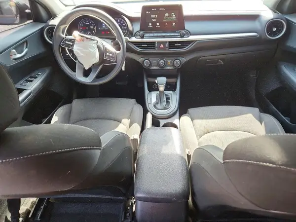 3KPF24AD2LE235699 2020 KIA FORTE - Image 8