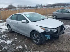 3KPF24AD2LE236402 2020 KIA FORTE