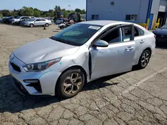 3KPF24AD2LE238392 2020 KIA FORTE