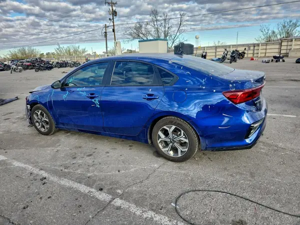 3KPF24AD2LE238800 2020 KIA FORTE - Image 2
