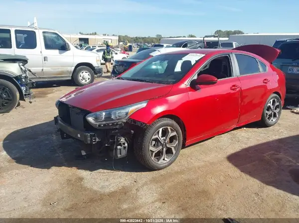 3KPF24AD2LE240417 2020 KIA FORTE - Image 2