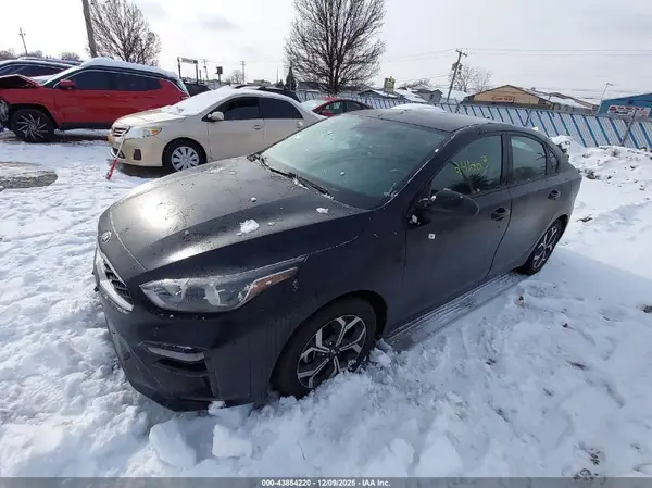 3KPF24AD2LE241003 2020 KIA FORTE - Image 2