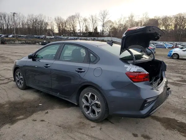 3KPF24AD2LE242281 2020 KIA FORTE - Image 2