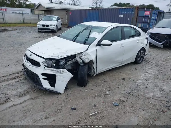 3KPF24AD2LE243513 2020 KIA FORTE - Image 2