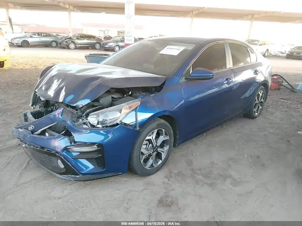 3KPF24AD2LE243687 2020 KIA FORTE - Image 2