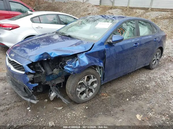 3KPF24AD2LE246279 2020 KIA FORTE - Image 2