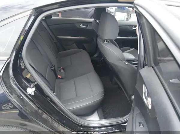 3KPF24AD2LE249876 2020 KIA FORTE - Image 8