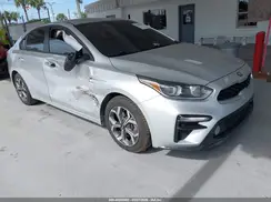 3KPF24AD2LE251823 2020 KIA FORTE