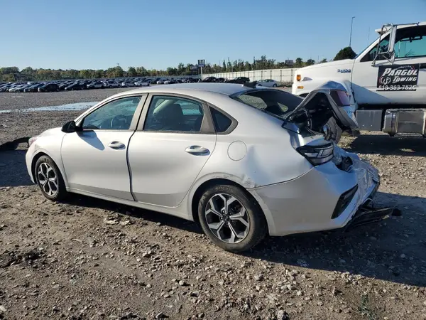 3KPF24AD2LE251904 2020 KIA FORTE - Image 2