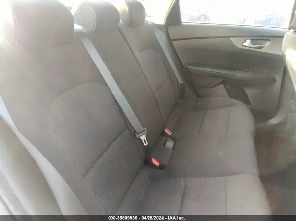 3KPF24AD2LE253541 2020 KIA FORTE - Image 8