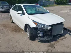 3KPF24AD2LE254320 2020 KIA FORTE