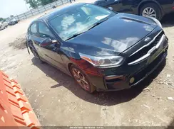 3KPF24AD2LE256326 2020 KIA FORTE