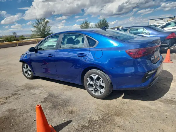 3KPF24AD2LE259341 2020 KIA FORTE - Image 2
