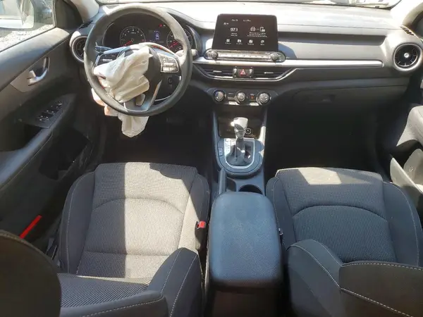 3KPF24AD2LE259453 2020 KIA FORTE - Image 8