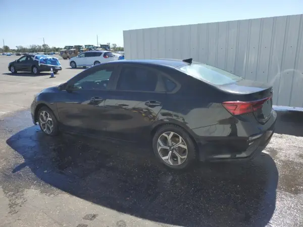 3KPF24AD2LE260277 2020 KIA FORTE - Image 2