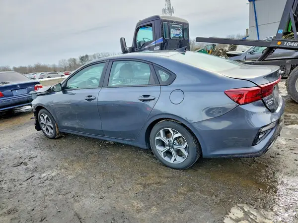 3KPF24AD2LE262367 2020 KIA FORTE - Image 2