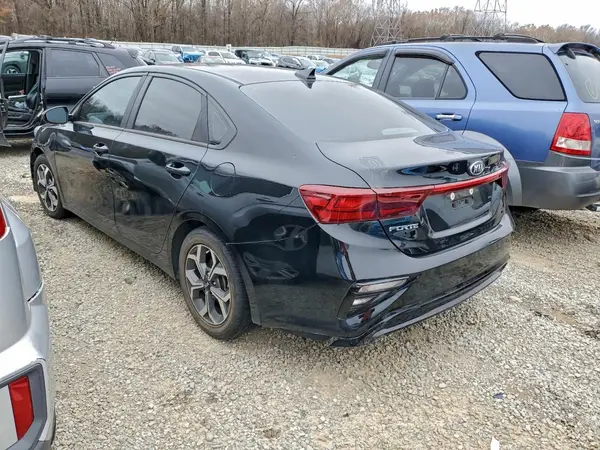 3KPF24AD2ME262810 2021 KIA FORTE - Image 2