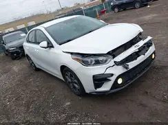 3KPF24AD2ME263102 2021 KIA FORTE