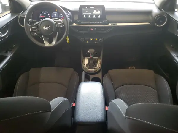 3KPF24AD2ME264198 2021 KIA FORTE - Image 8