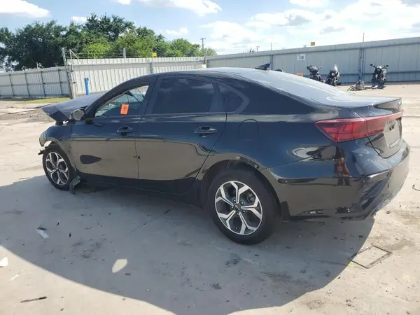 3KPF24AD2ME264265 2021 KIA FORTE - Image 2