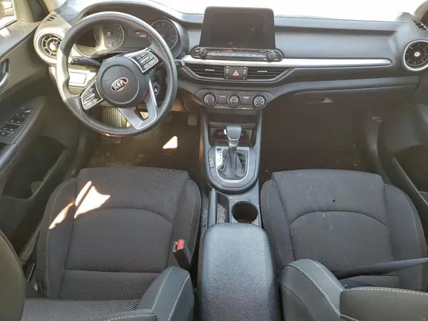 3KPF24AD2ME266470 2021 KIA FORTE - Image 8