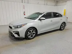 3KPF24AD2ME268221 2021 KIA FORTE