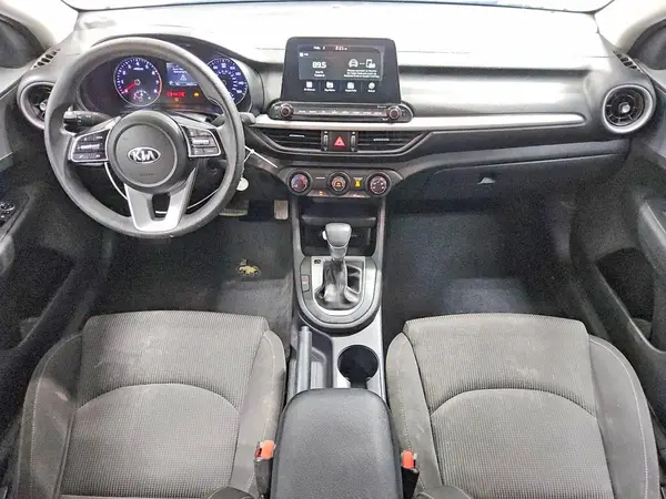3KPF24AD2ME268221 2021 KIA FORTE - Image 8