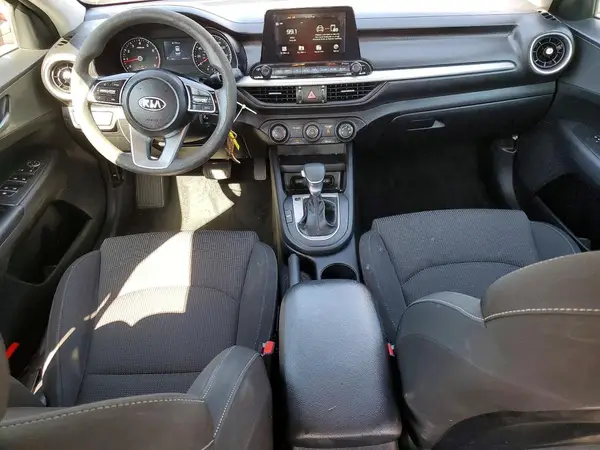 3KPF24AD2ME268266 2021 KIA FORTE - Image 8