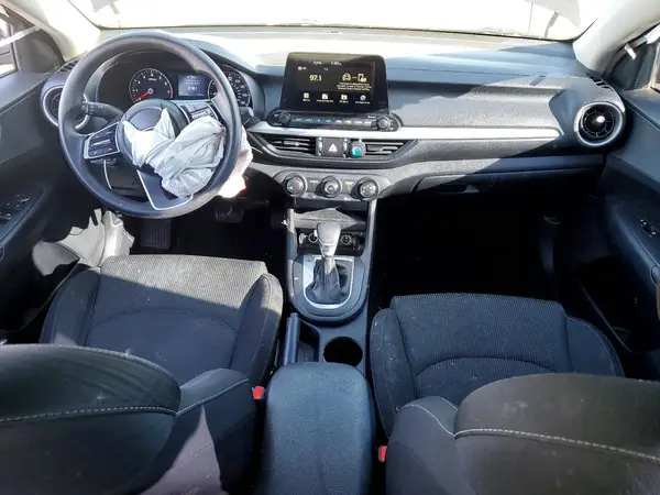 3KPF24AD2ME269210 2021 KIA FORTE - Image 8