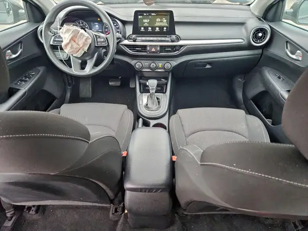 3KPF24AD2ME269871 2021 KIA FORTE - Image 8