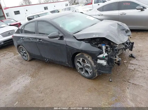 3KPF24AD2ME270647 2021 KIA FORTE - Image 1