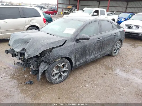 3KPF24AD2ME270647 2021 KIA FORTE - Image 2