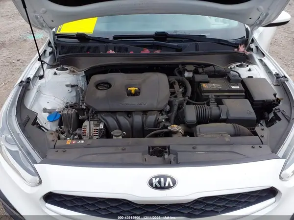3KPF24AD2ME272656 2021 KIA FORTE - Image 8