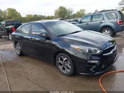3KPF24AD2ME273208 2021 KIA FORTE
