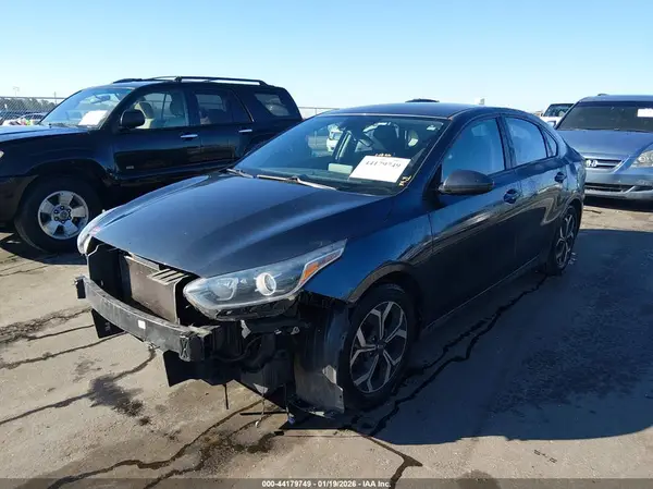 3KPF24AD2ME273676 2021 KIA FORTE - Image 2