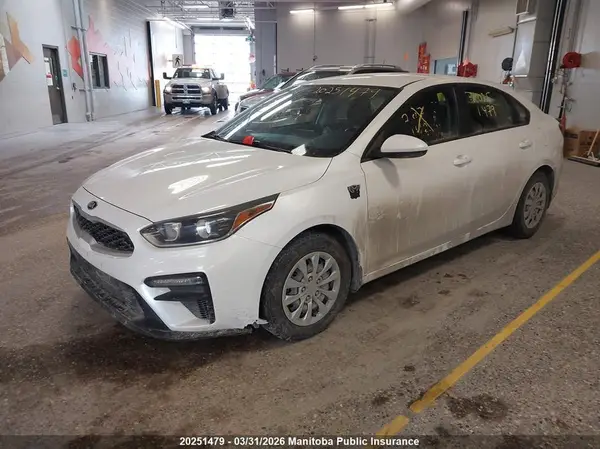 3KPF24AD2ME275394 2021 KIA FORTE - Image 2