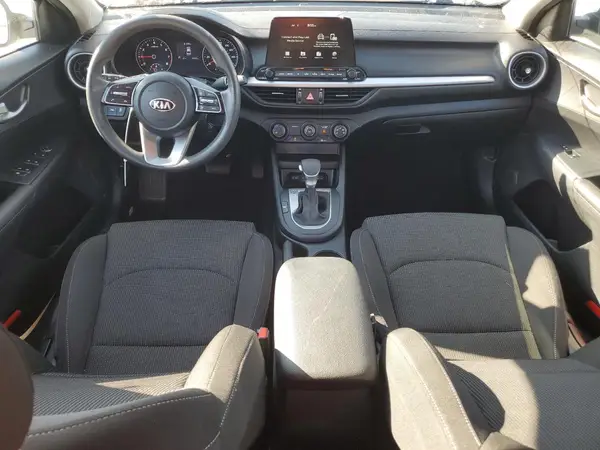 3KPF24AD2ME277016 2021 KIA FORTE - Image 8