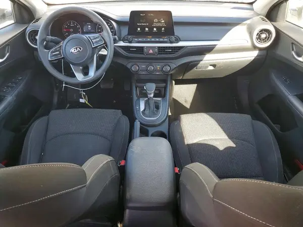 3KPF24AD2ME279610 2021 KIA FORTE - Image 8