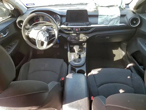 3KPF24AD2ME279722 2021 KIA FORTE - Image 8