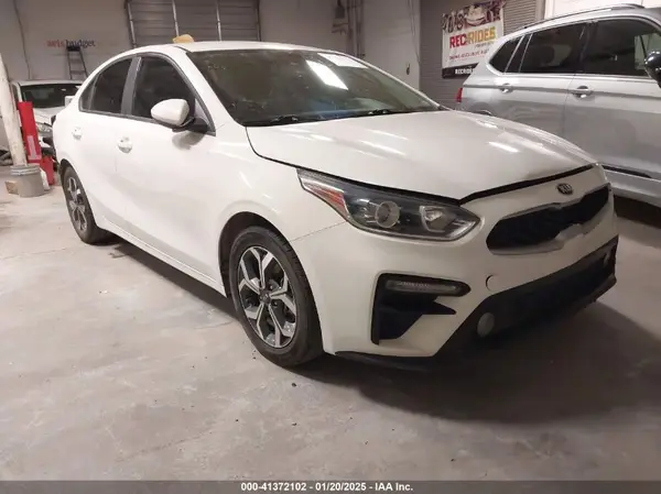 3KPF24AD2ME280191 2021 KIA FORTE - Image 1