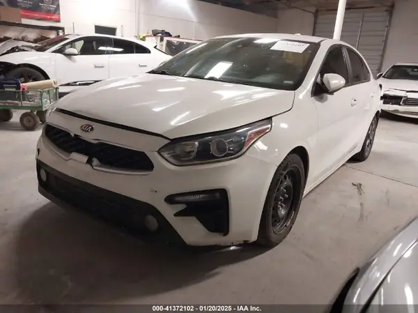 3KPF24AD2ME280191 2021 KIA FORTE - Image 2