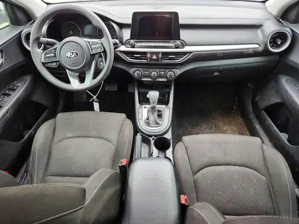 3KPF24AD2ME280594 2021 KIA FORTE - Image 8