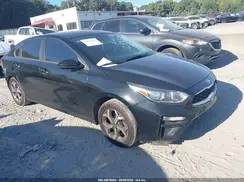 3KPF24AD2ME283379 2021 KIA FORTE