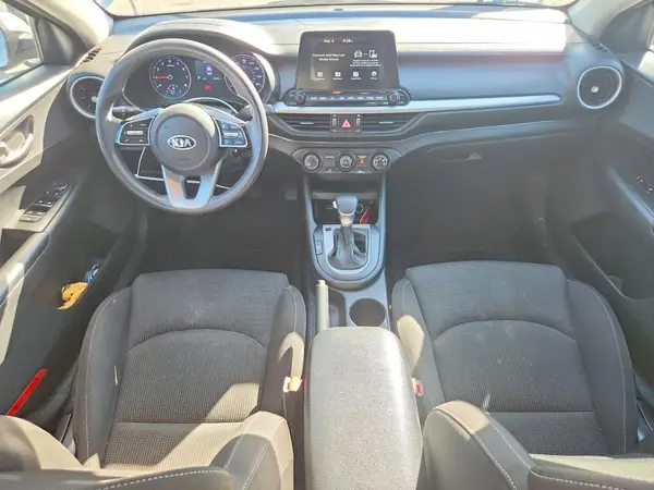 3KPF24AD2ME283821 2021 KIA FORTE - Image 8