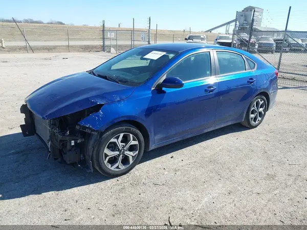 3KPF24AD2ME284208 2021 KIA FORTE - Image 2