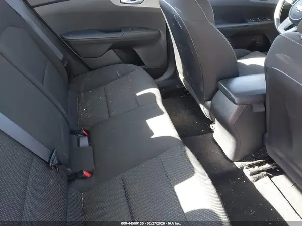 3KPF24AD2ME284208 2021 KIA FORTE - Image 8