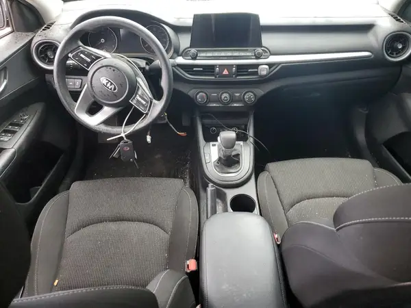 3KPF24AD2ME284421 2021 KIA FORTE - Image 8