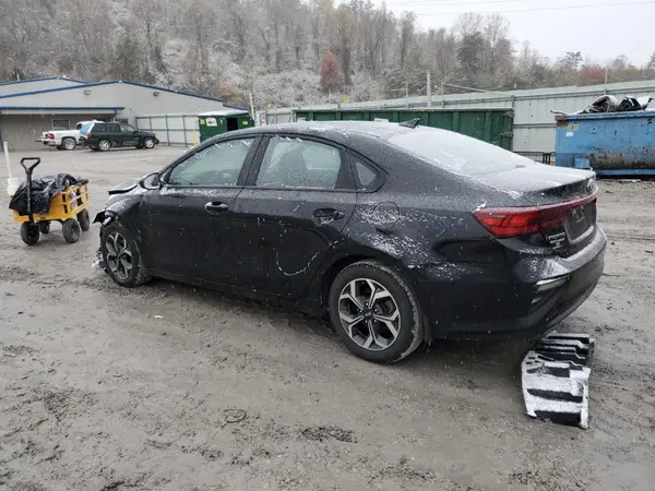3KPF24AD2ME285570 2021 KIA FORTE - Image 2