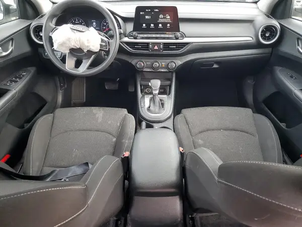 3KPF24AD2ME287125 2021 KIA FORTE - Image 8