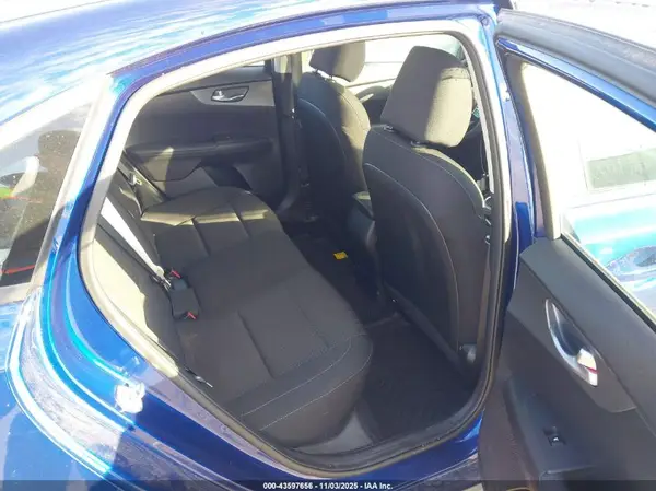 3KPF24AD2ME287898 2021 KIA FORTE - Image 8